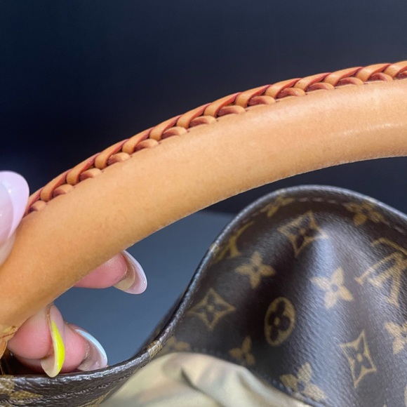 SOLD🚨🚨🚨VGUC Vuitton Artsy Monogram MM - Picture 10 of 16